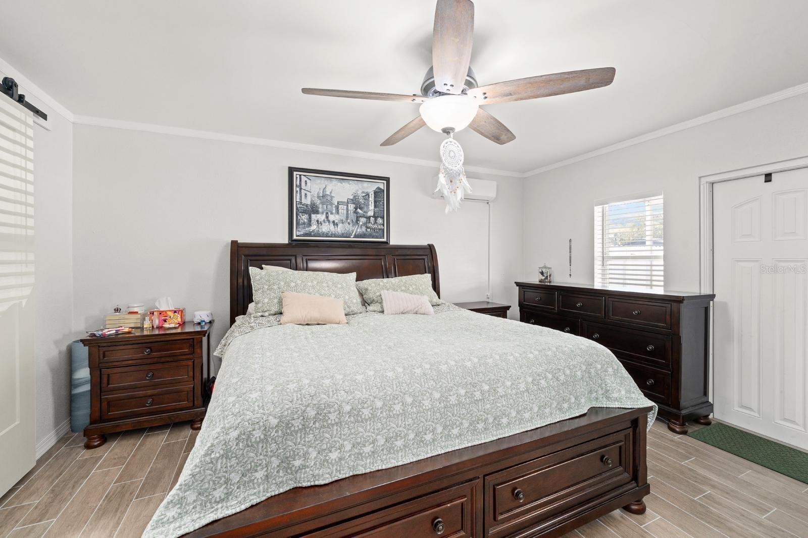 GEORGIAN TERRACE - Residential