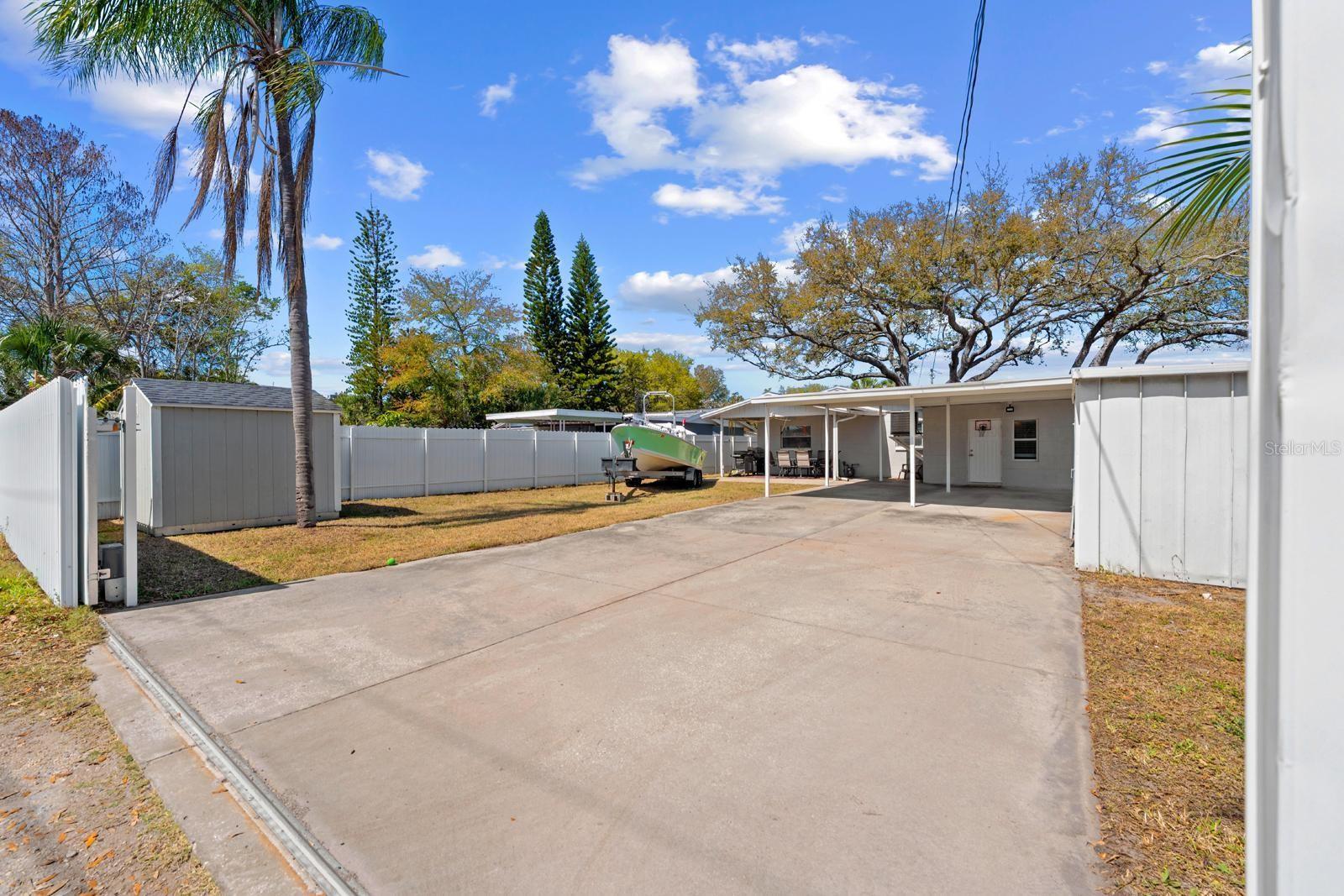 GEORGIAN TERRACE - Residential