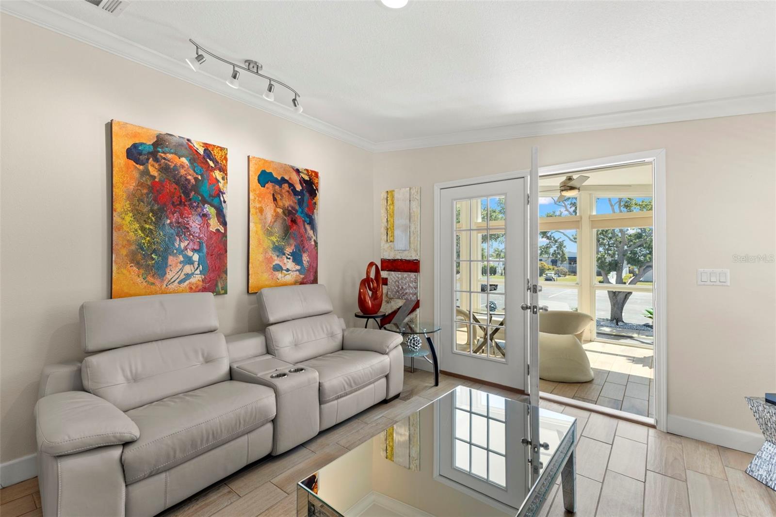 MOBEL AMERICANA MOBILE HOME PARK UNREC - Residential