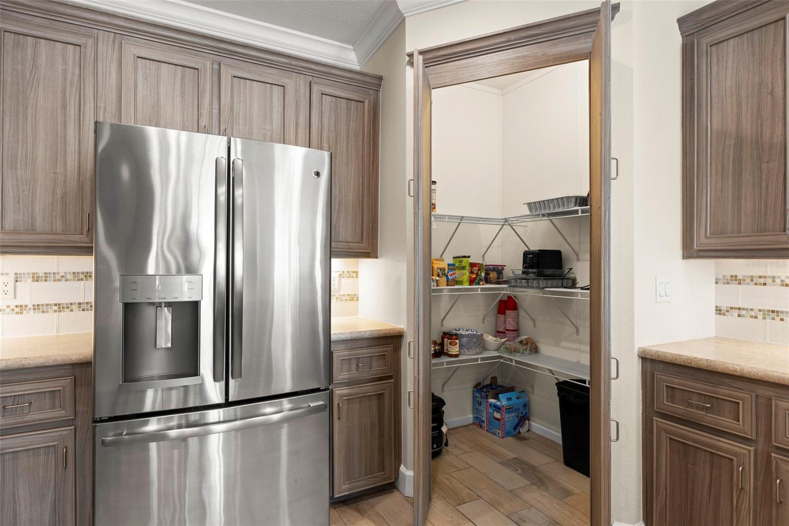 MOBEL AMERICANA MOBILE HOME PARK UNREC - Residential