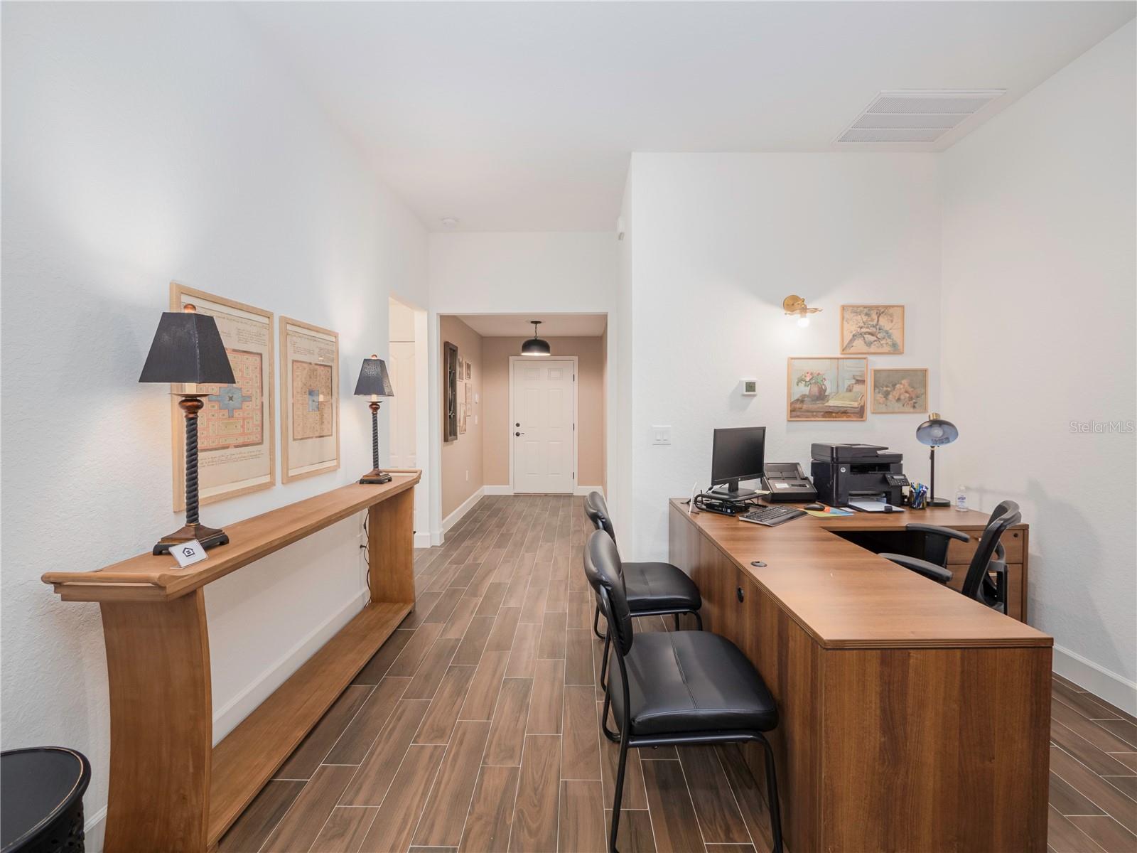 THOMPSON PRESERVE - Residential