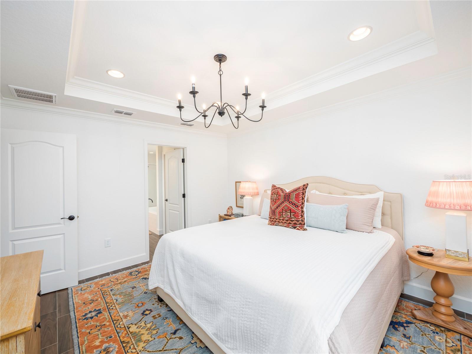 THOMPSON PRESERVE - Residential