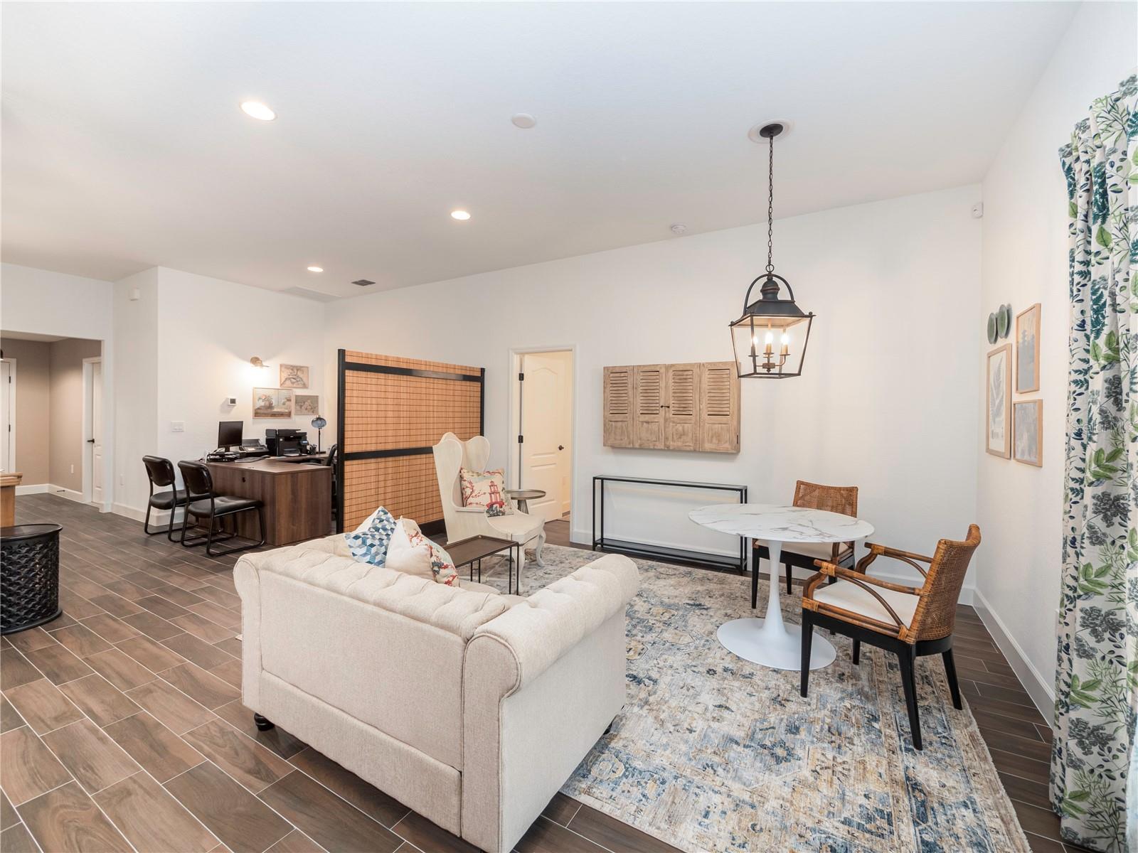 THOMPSON PRESERVE - Residential