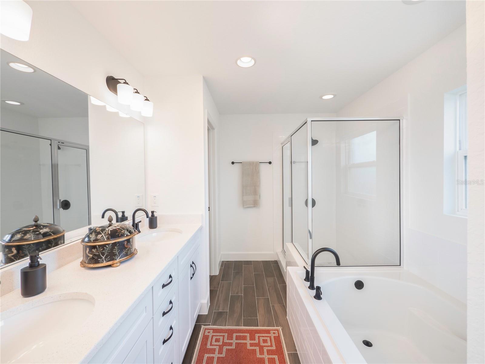 THOMPSON PRESERVE - Residential