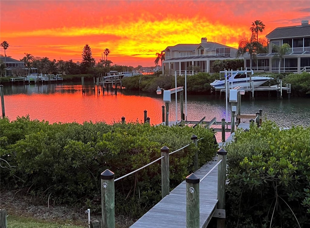 Photo of 6203 Marbella Boulevard, Apollo Beach, FL 33572 (MLS # TB8533043)