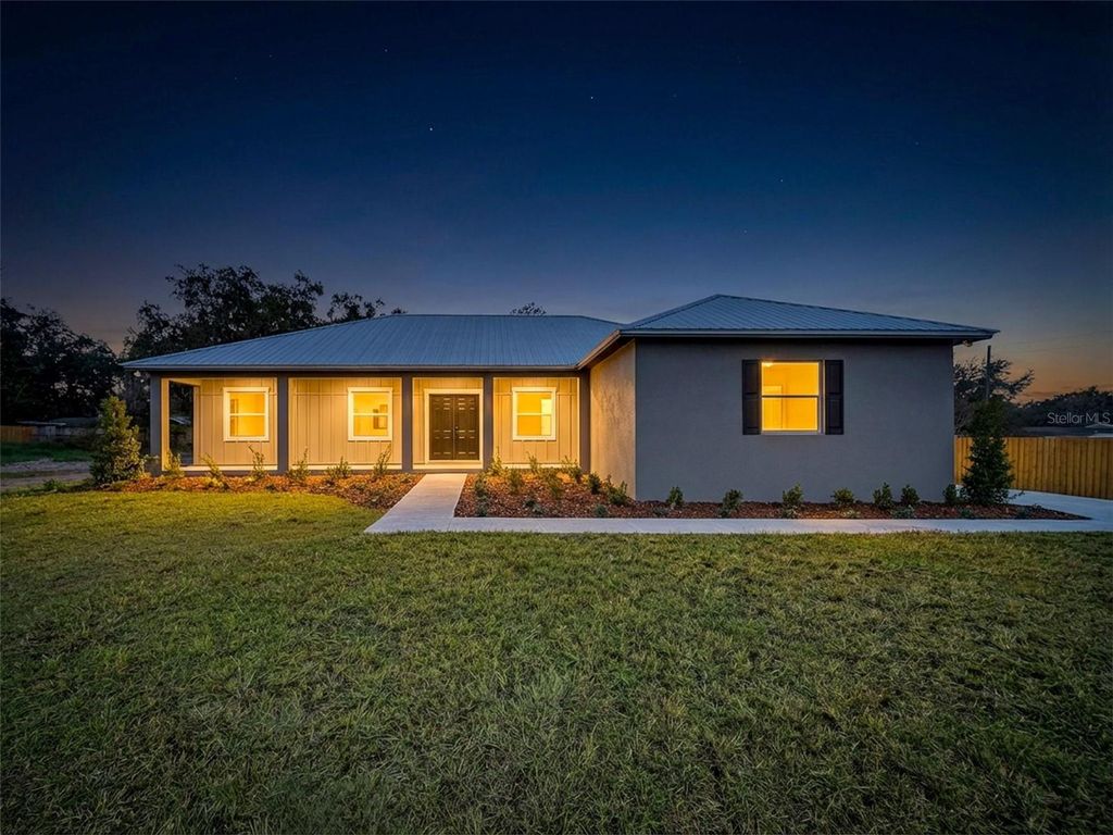 Photo of 2407 Old Medulla Road, Lakeland, FL 33811 (MLS # L4959113)