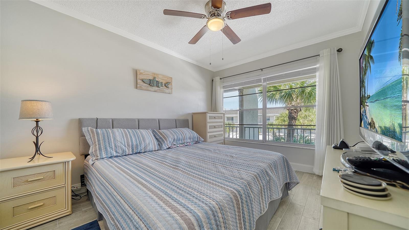 LONGBOAT HARBOUR - Residential