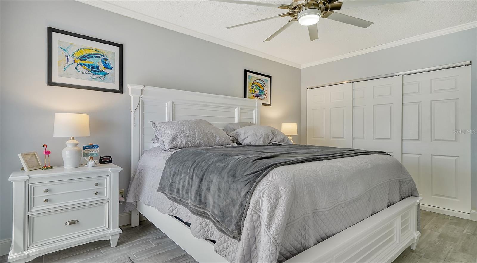 LONGBOAT HARBOUR - Residential