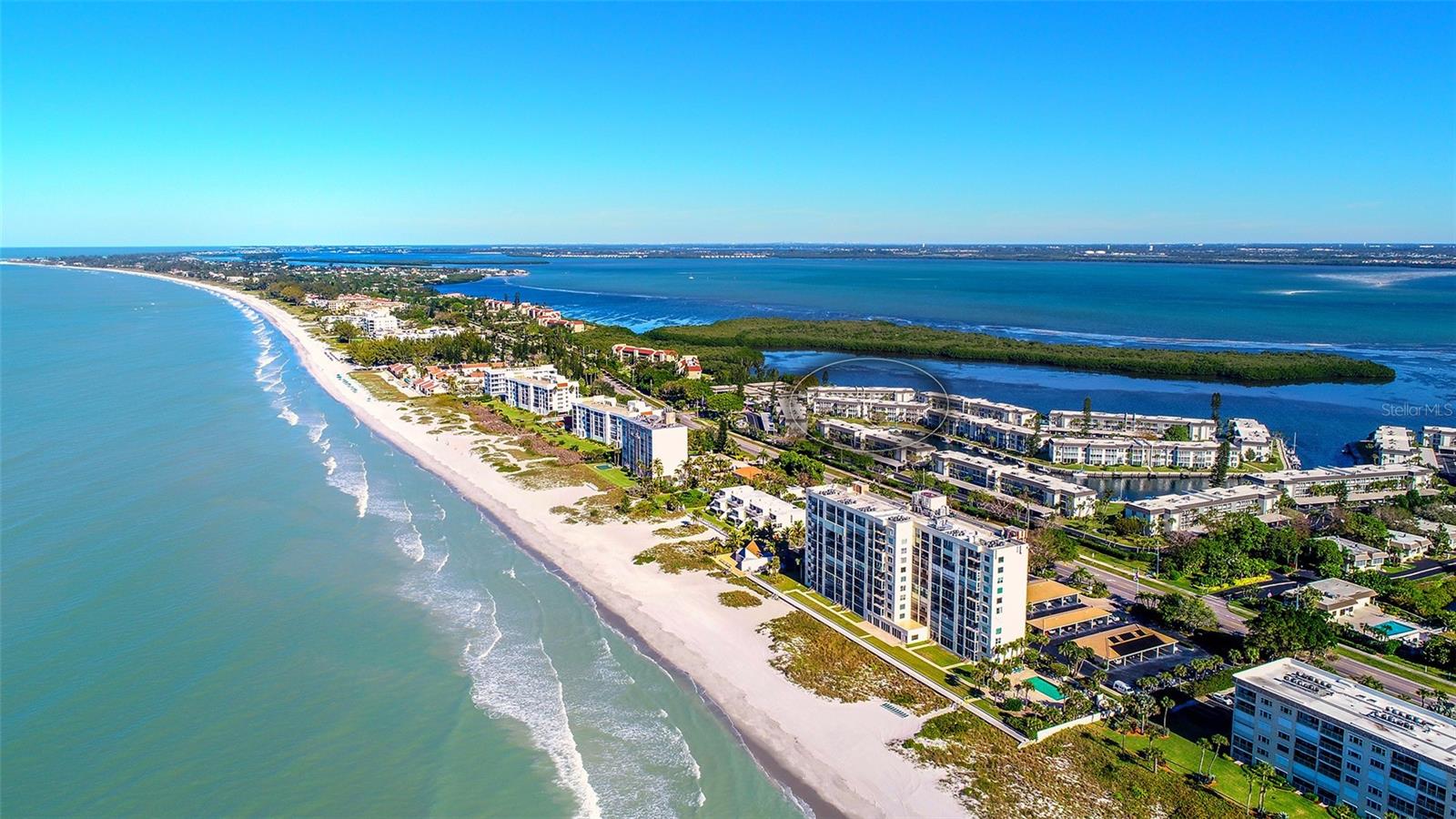 LONGBOAT HARBOUR - Residential