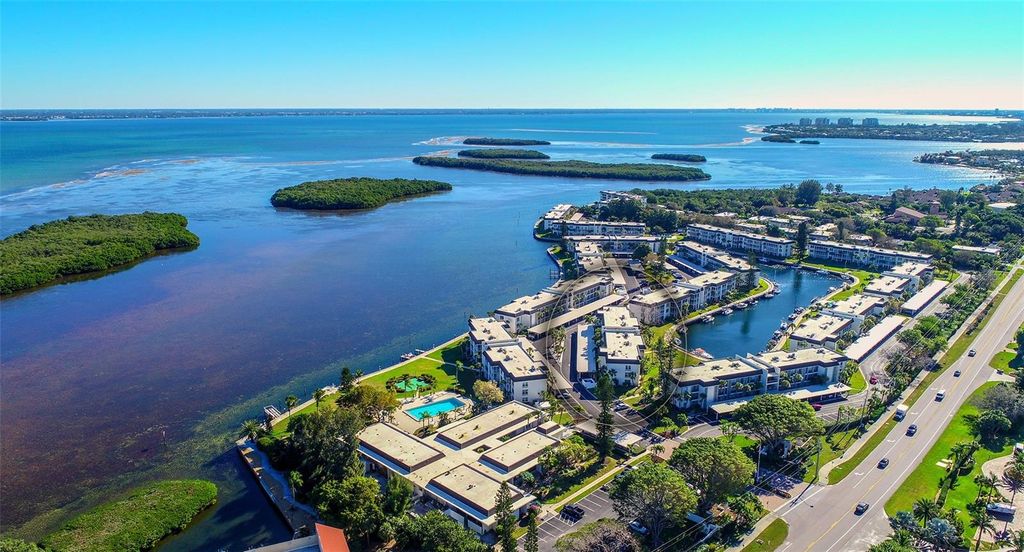 Photo of 4380 Exeter Drive #303, Longboat Key, FL 34228 (MLS # A4667903)