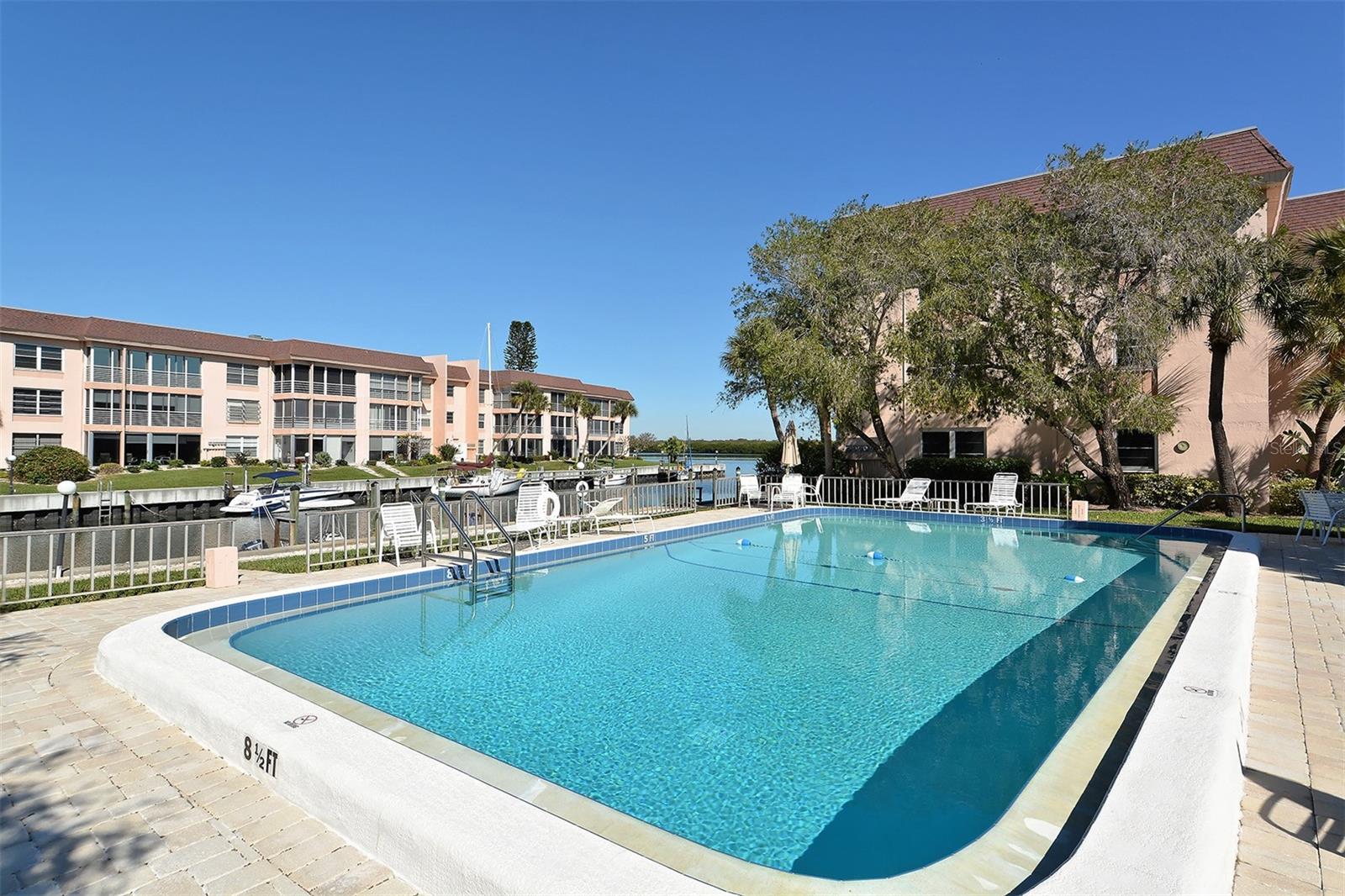 LONGBOAT HARBOUR - Residential