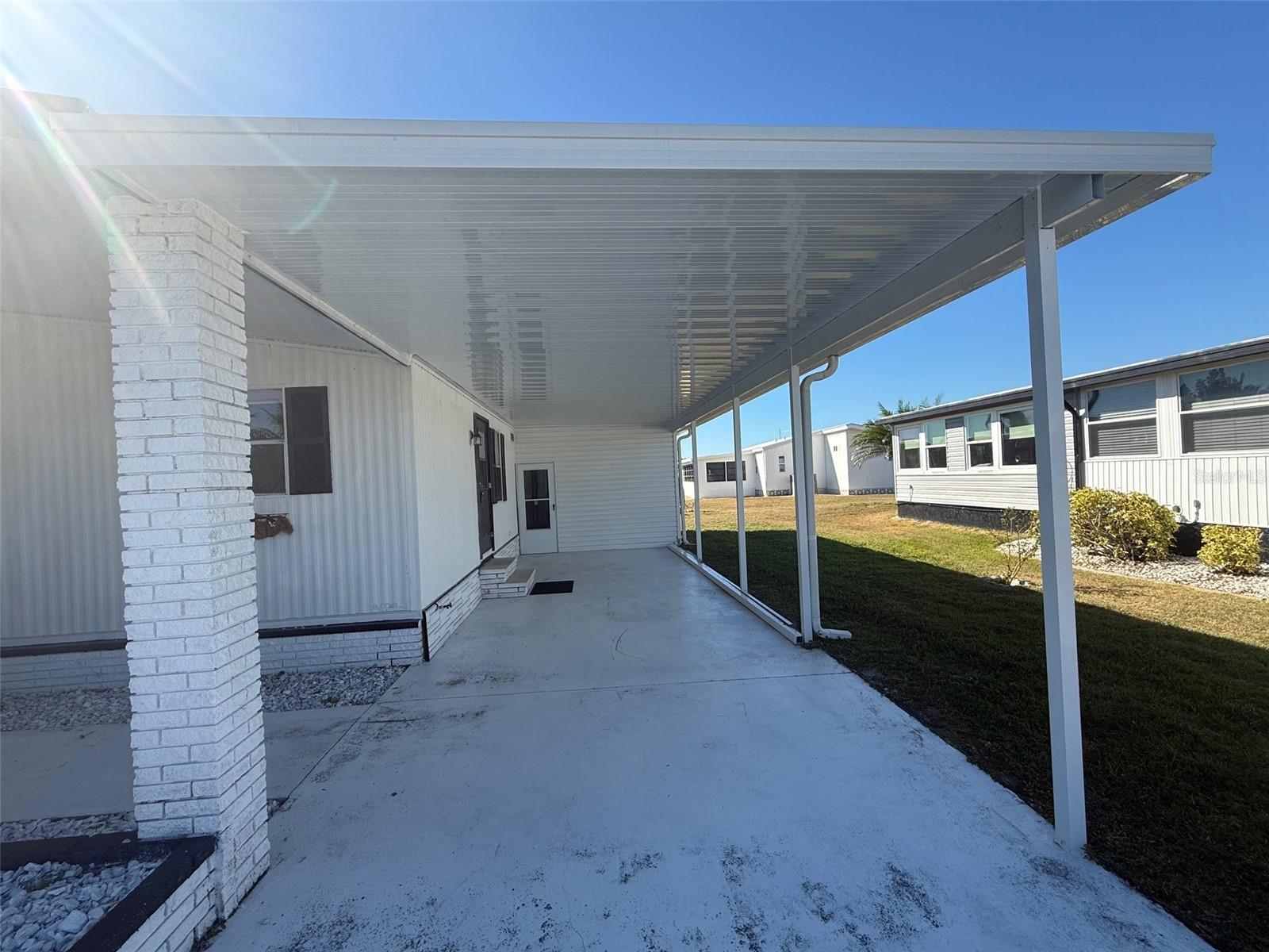 LA CASA MHP CO-OP - Residential