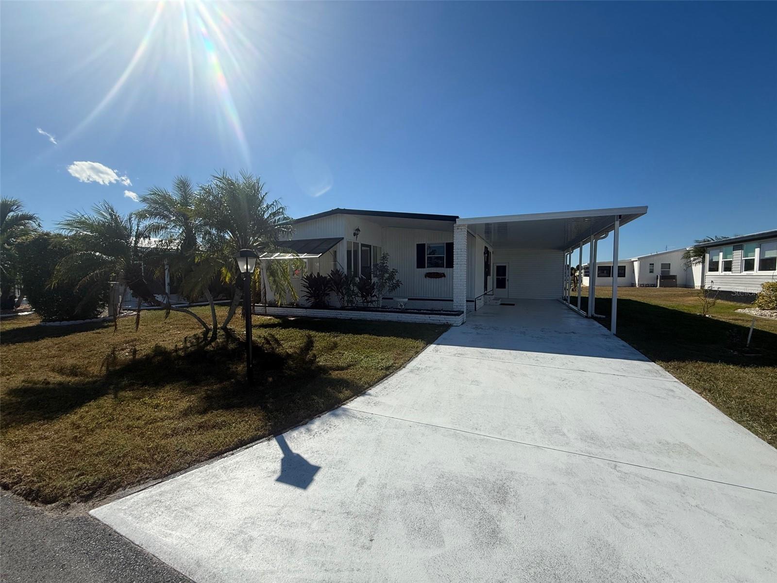 LA CASA MHP CO-OP - Residential