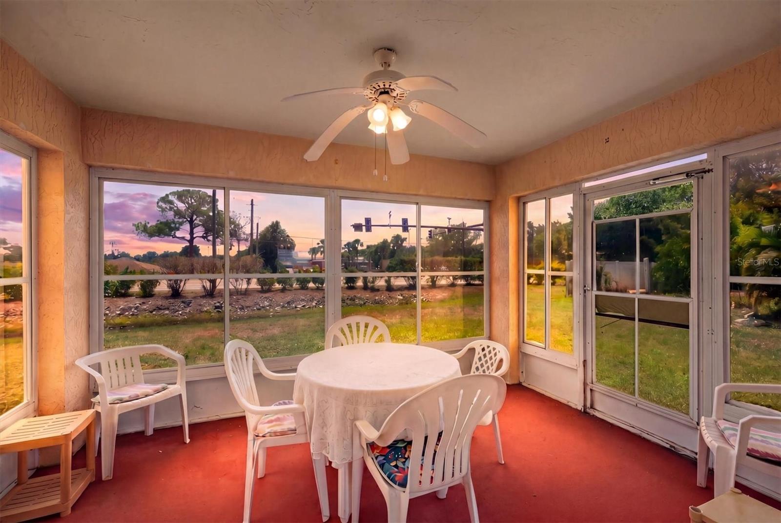 COUNTRY MEADOWS - Residential
