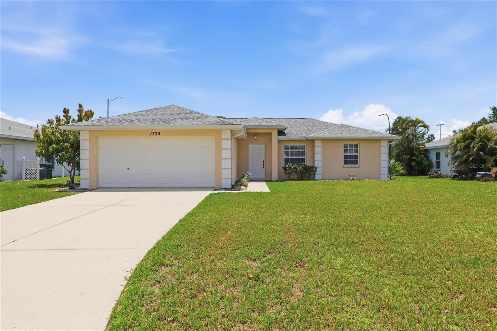 COUNTRY MEADOWS - Residential