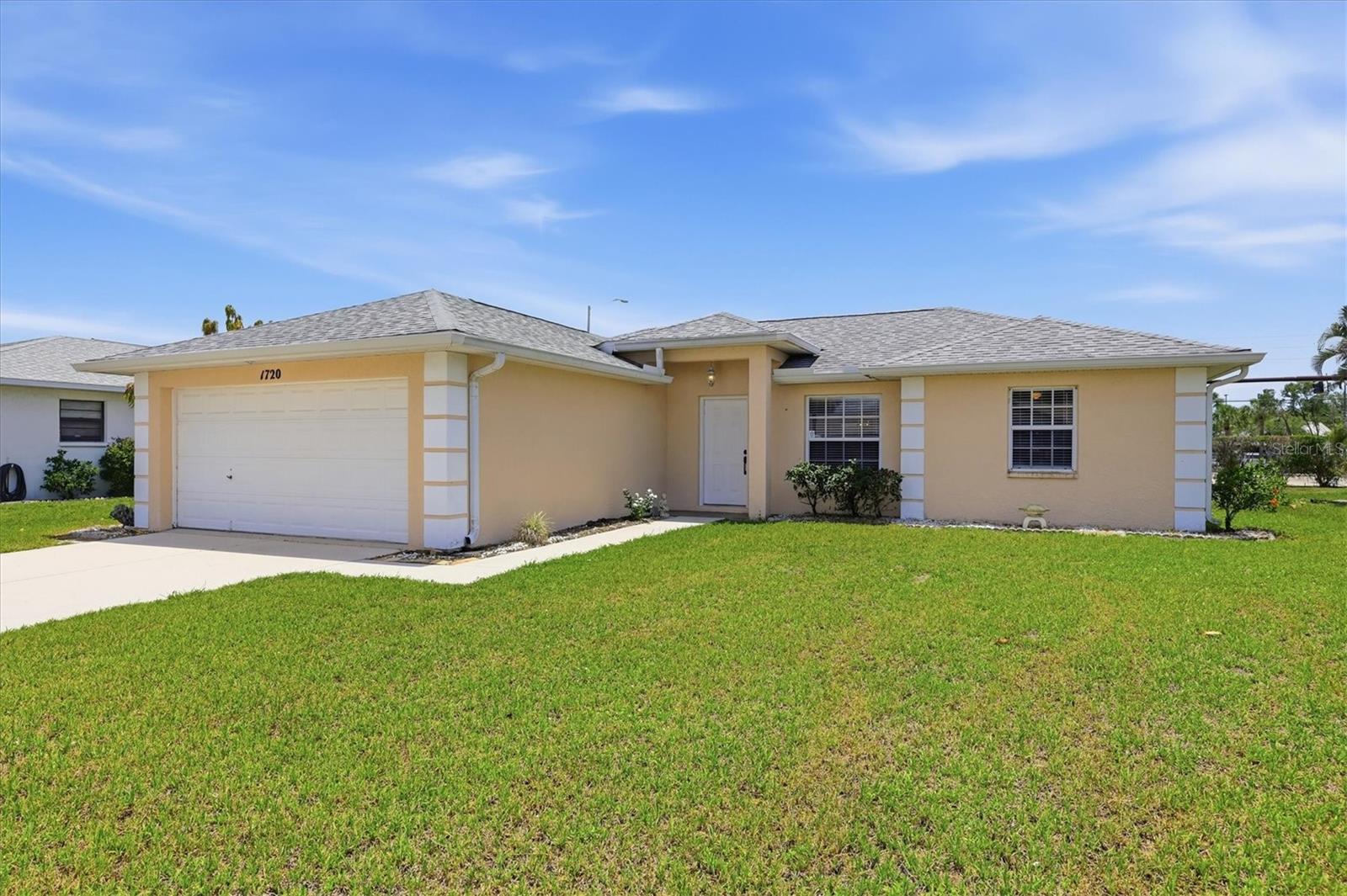 COUNTRY MEADOWS - Residential