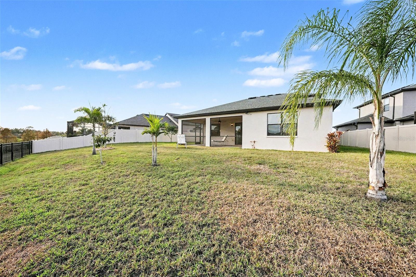 LAKESIDE PH 6 - Residential