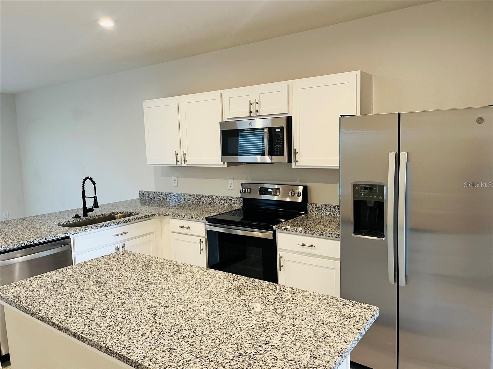 SEDGEWICK TRLS - Residential Lease