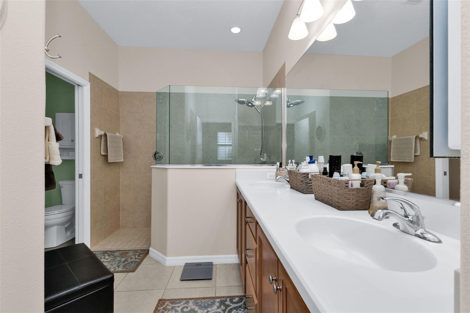 KINGS GATE PH 7B - Residential