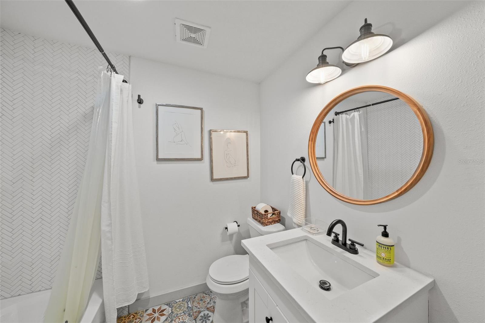 RIVERBEND MANOR - Residential