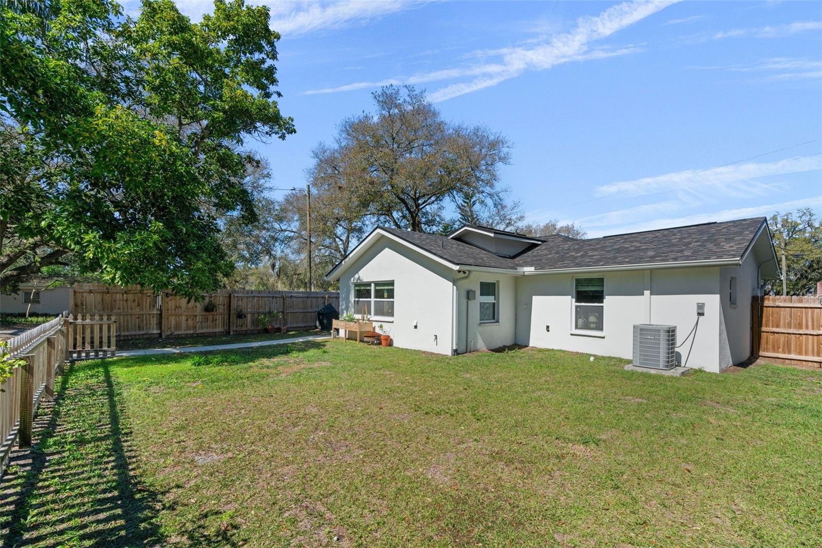 RIVERBEND MANOR - Residential