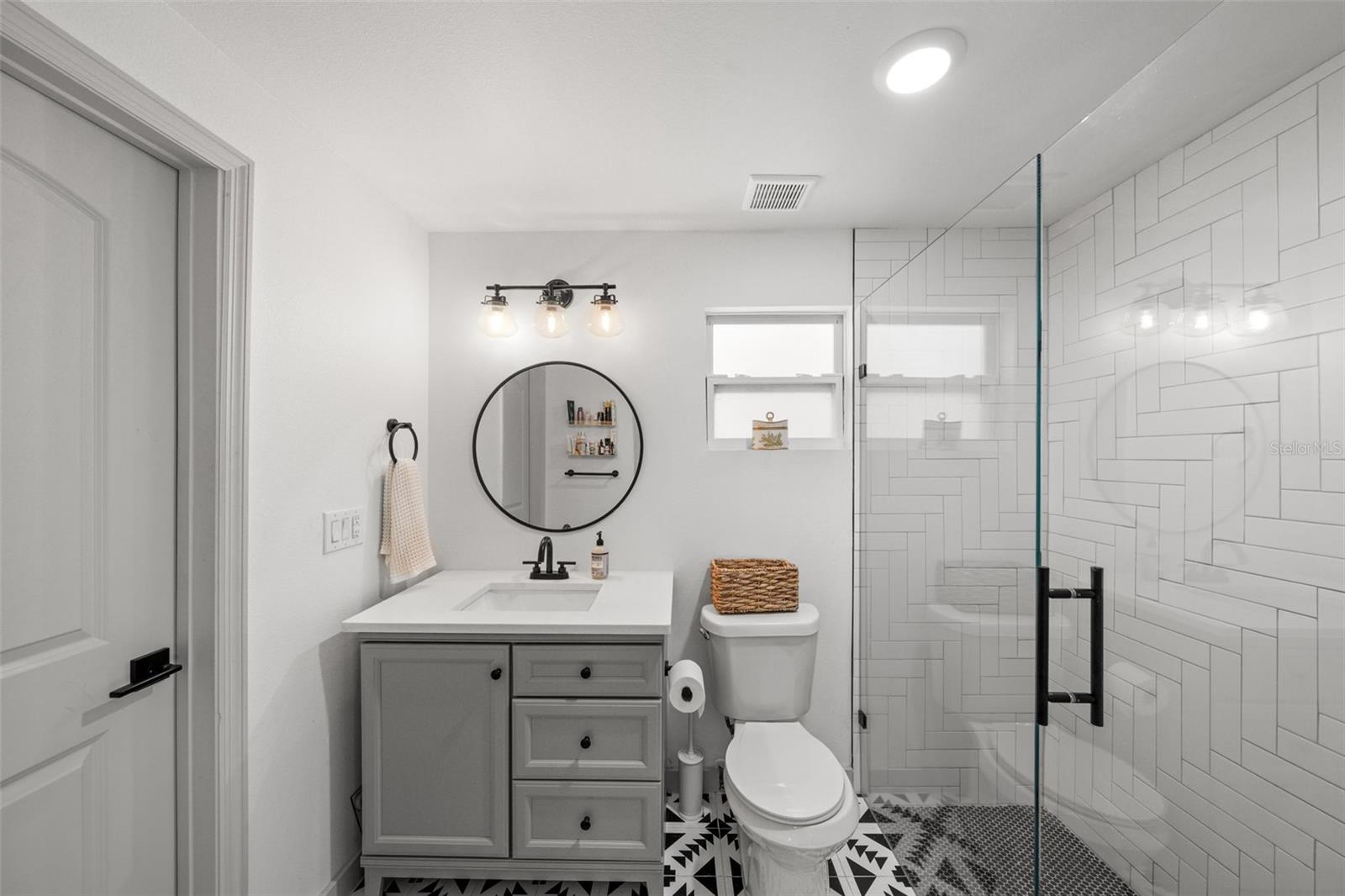 RIVERBEND MANOR - Residential