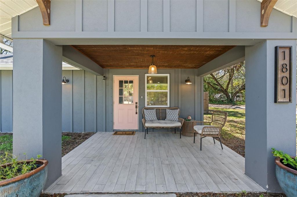 Photo of 1801 E Knollwood Street, Tampa, FL 33610 (MLS # TB8489520)