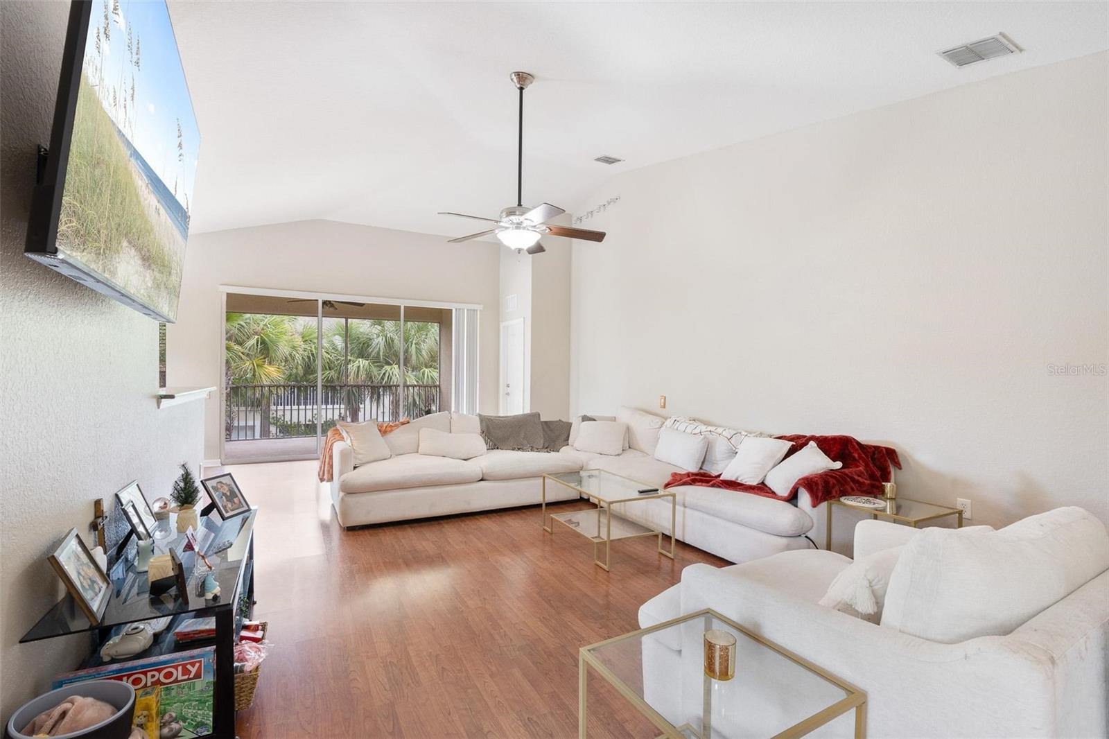 529 HOCKENDALE COVE
