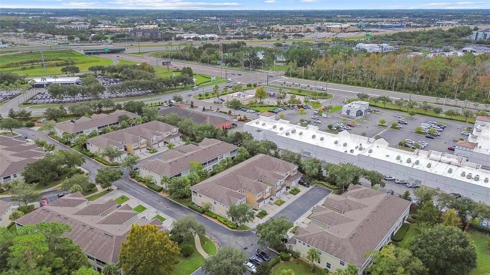 CARRIAGE HOMES AT DUNWOODY COMMONS A CONDO - Residential