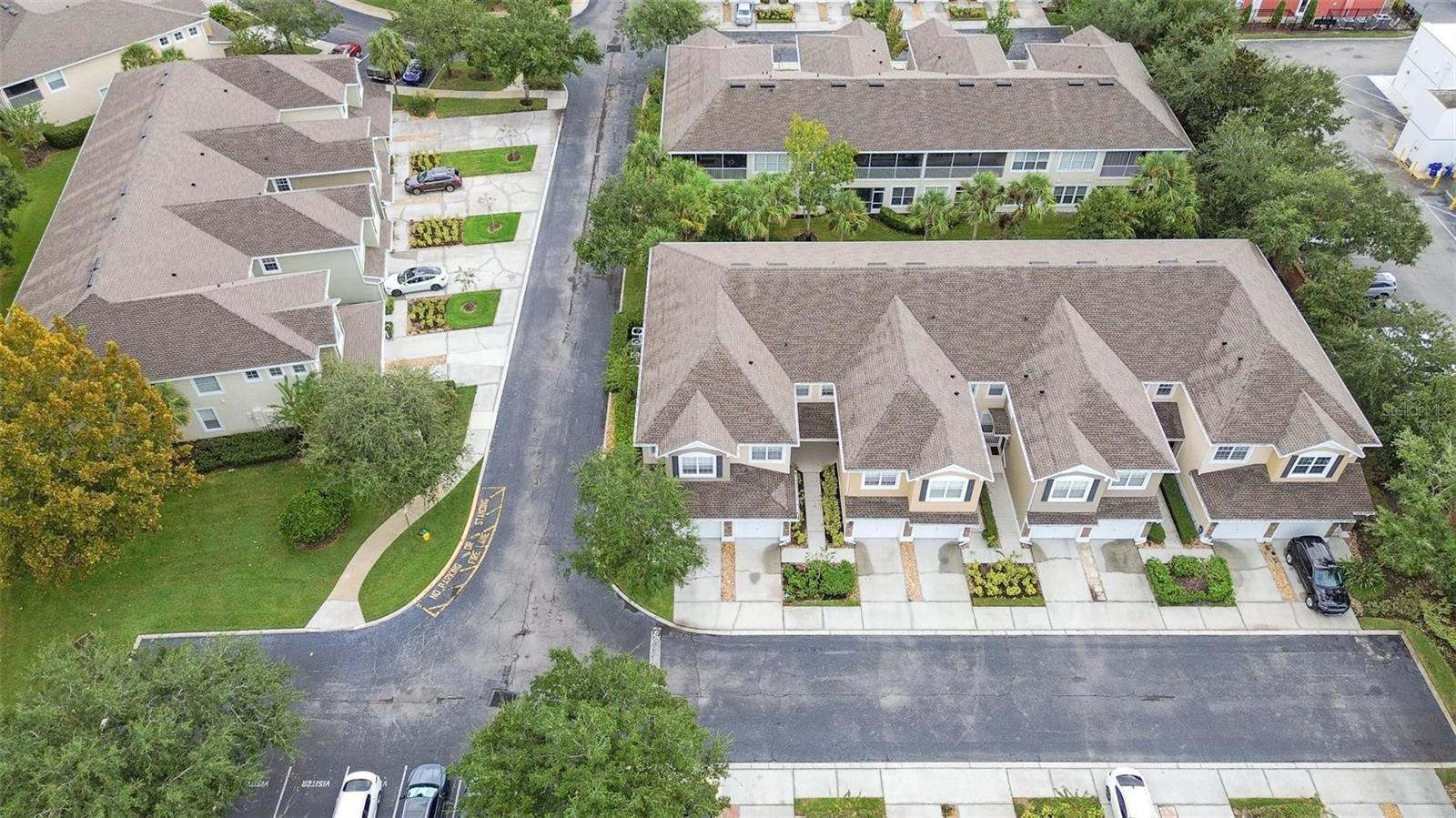 CARRIAGE HOMES AT DUNWOODY COMMONS A CONDO - Residential