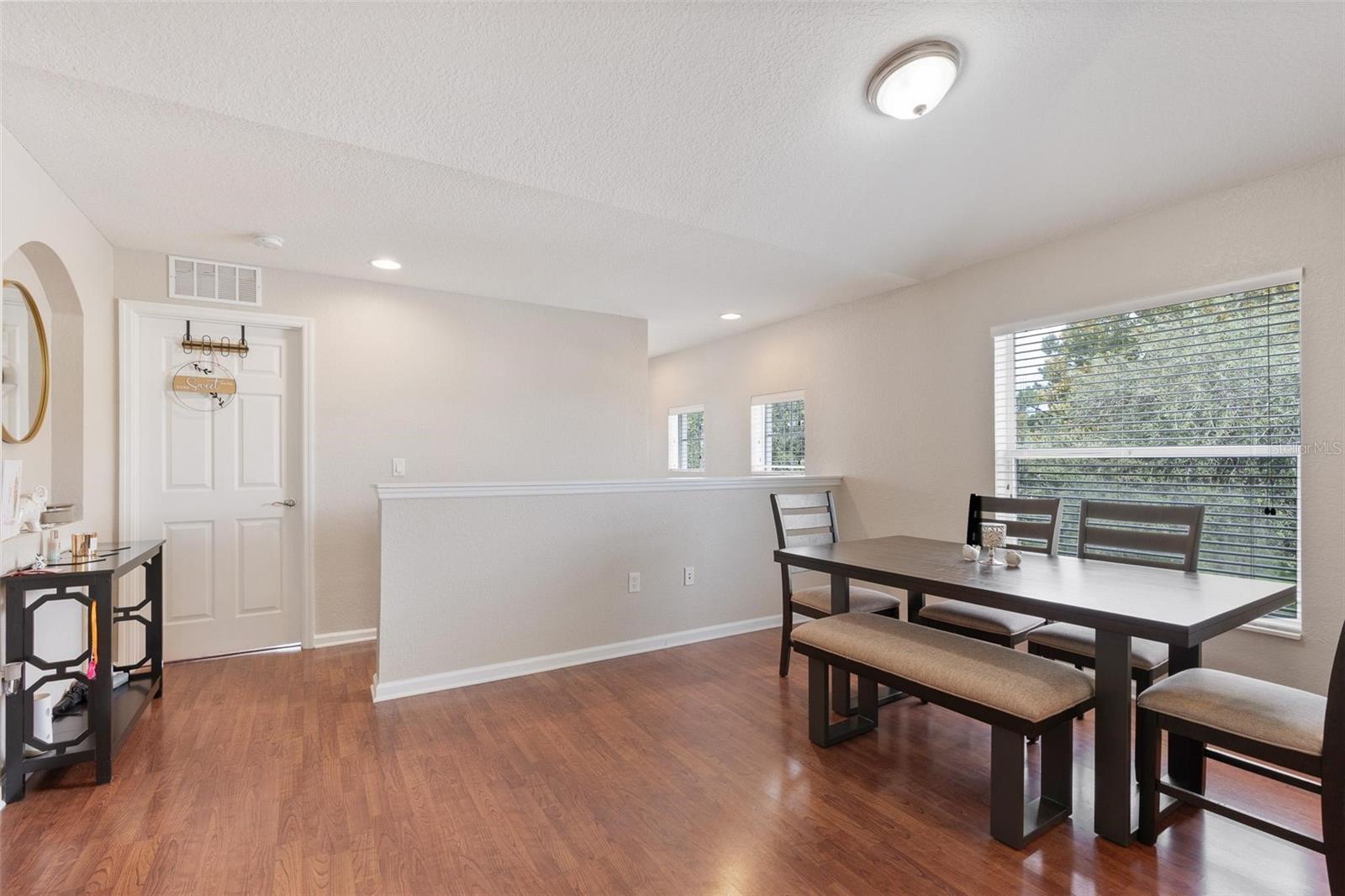 CARRIAGE HOMES AT DUNWOODY COMMONS A CONDO - Residential