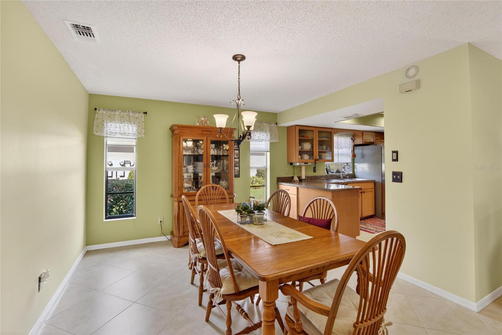 HIGHGATE IV CONDOMINIUM - Residential