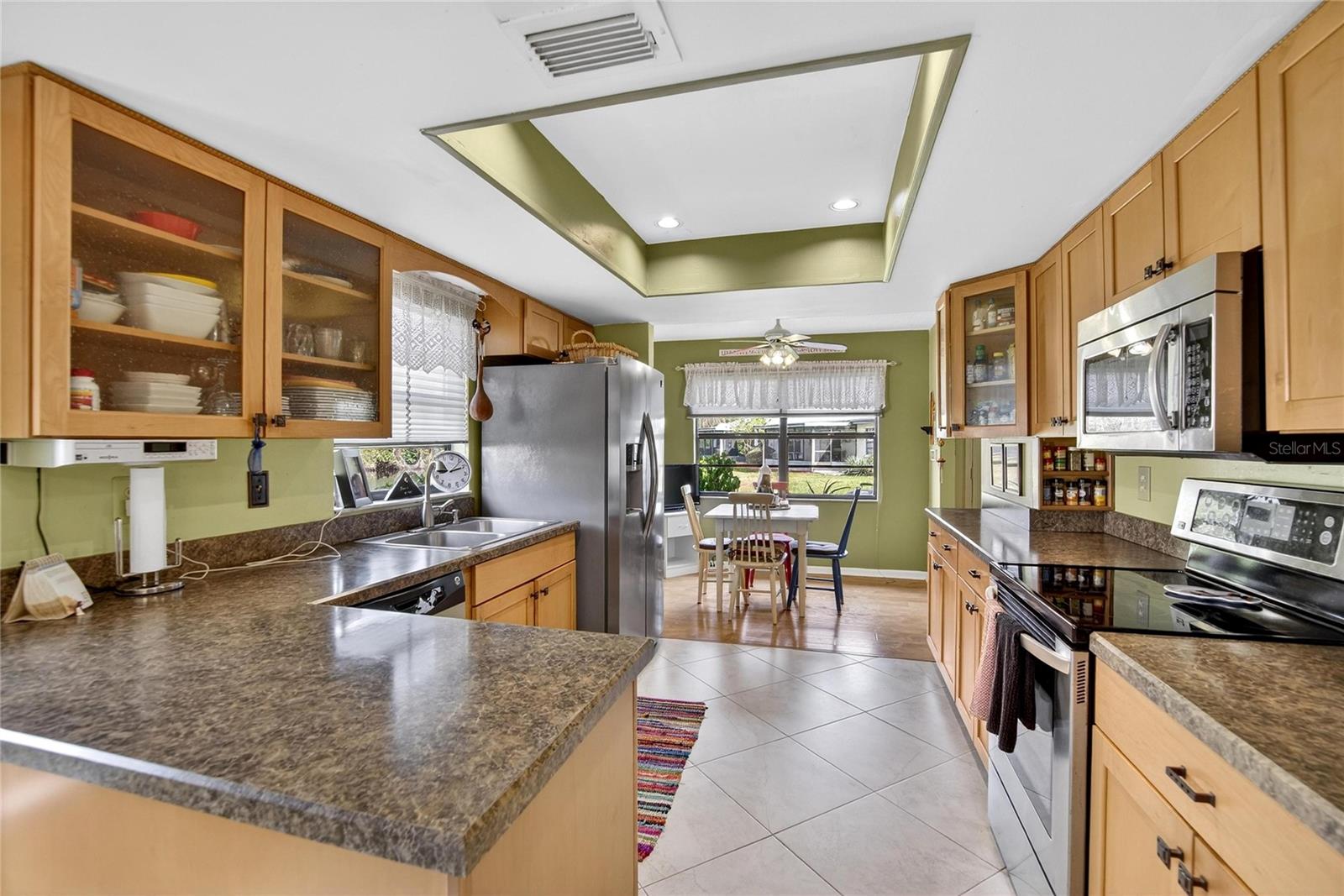 HIGHGATE IV CONDOMINIUM - Residential