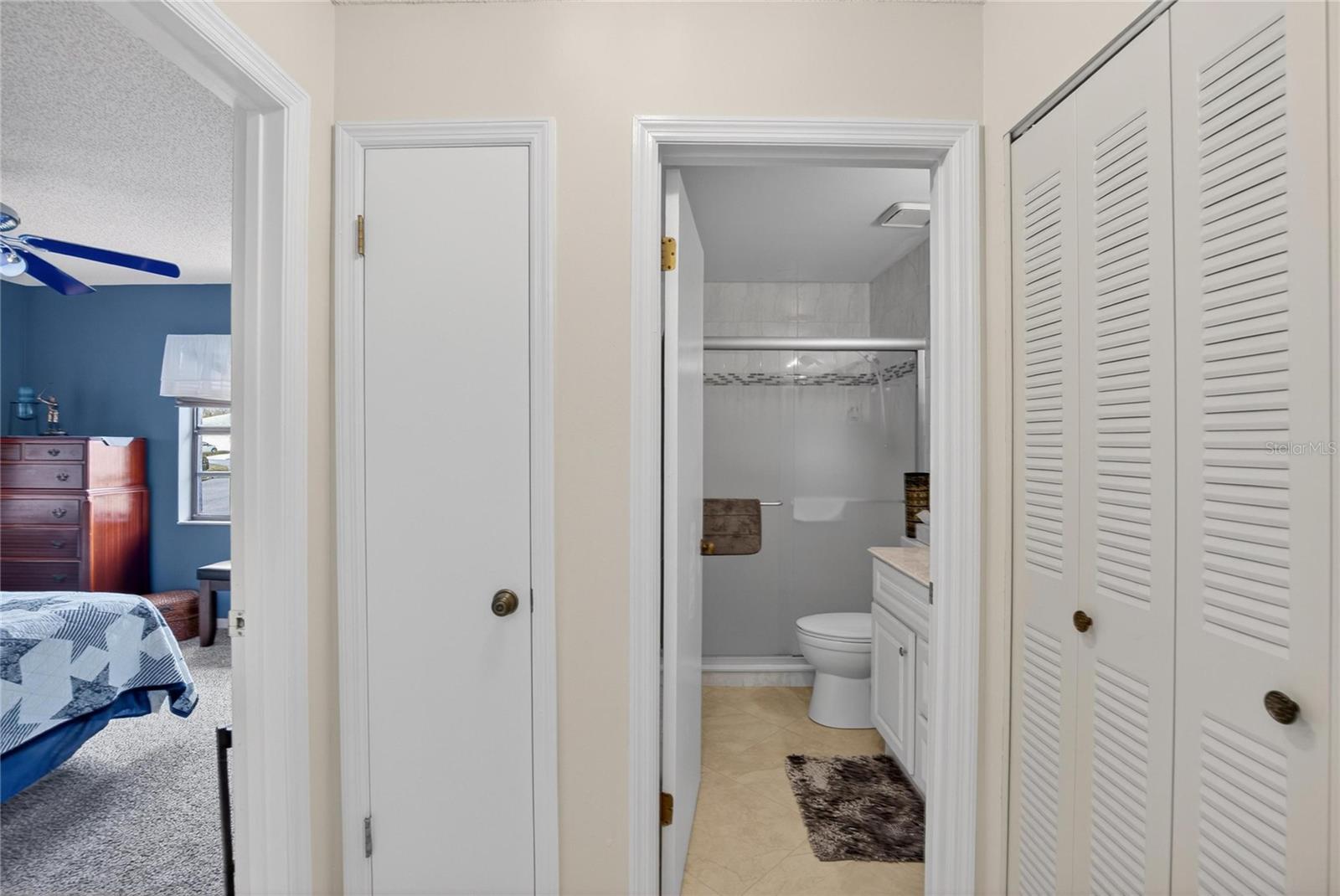 HIGHGATE IV CONDOMINIUM - Residential