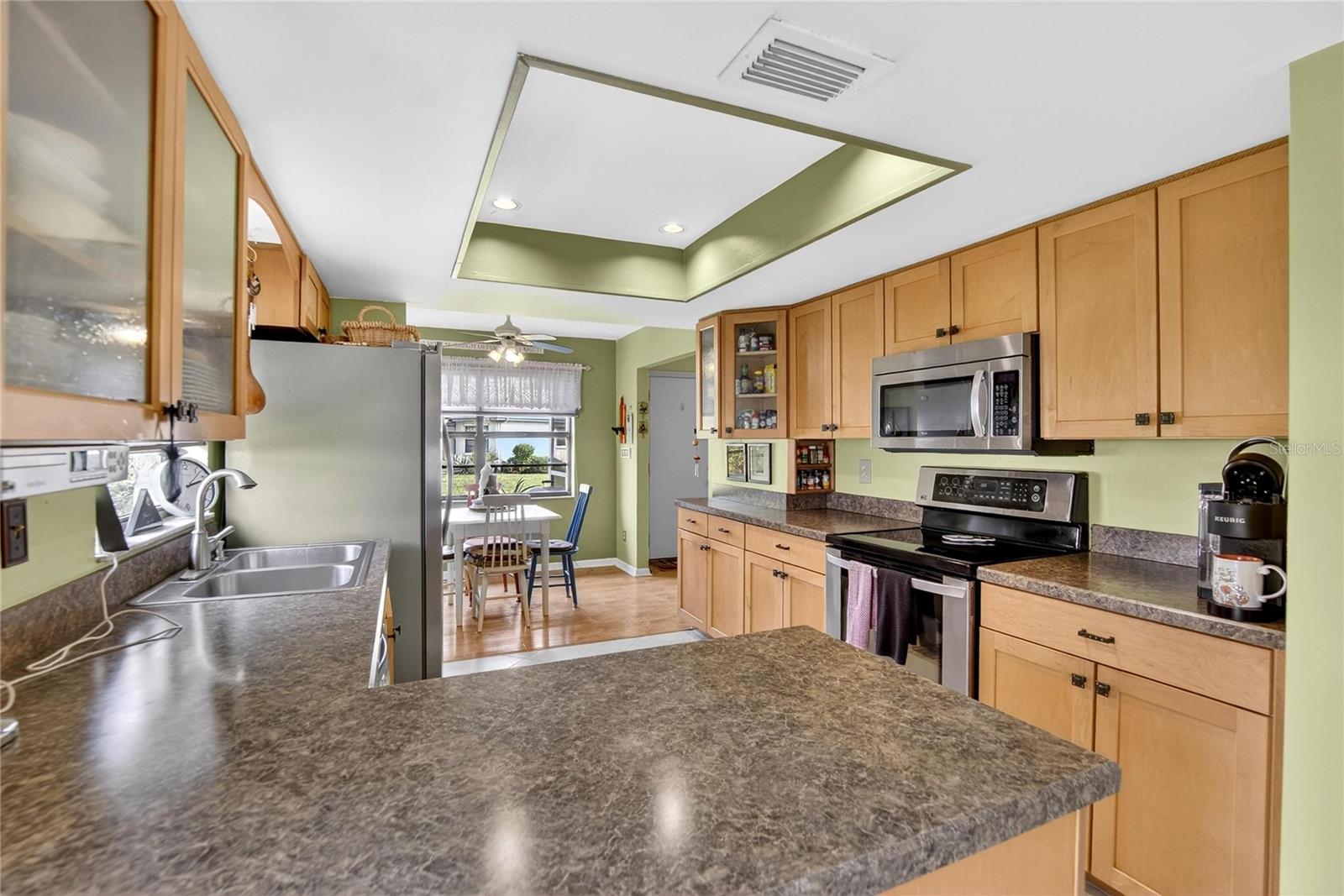 HIGHGATE IV CONDOMINIUM - Residential