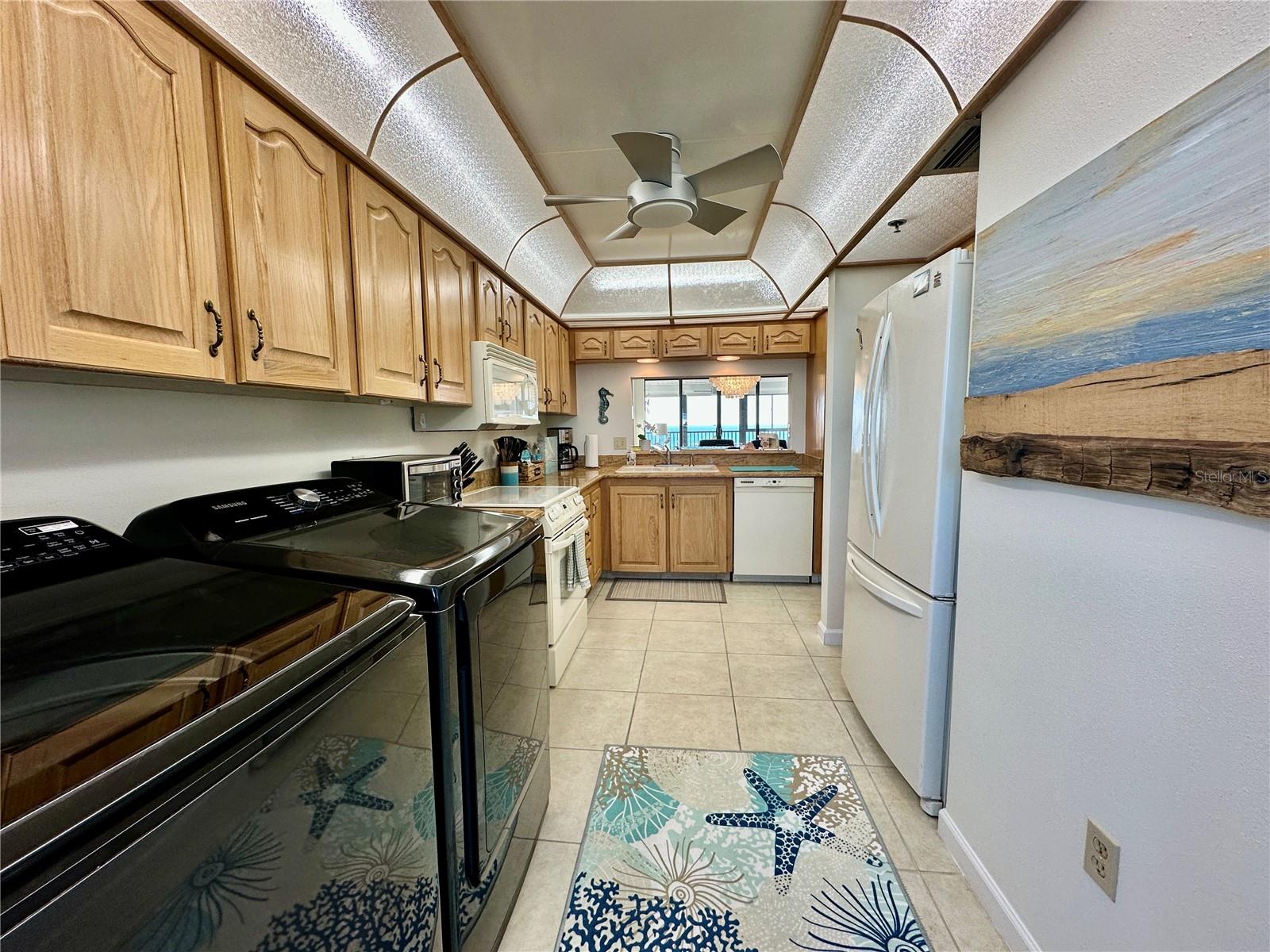 SURFSIDE TOWER CONDO - Residential Lease