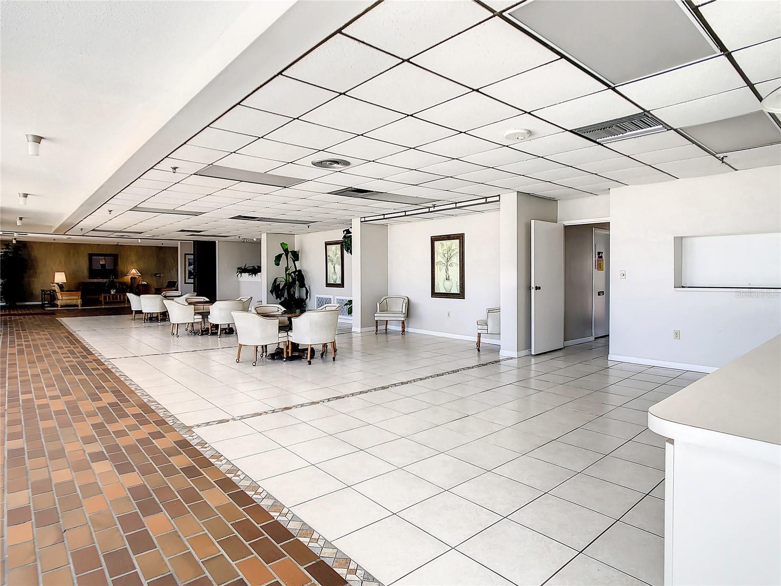 SURFSIDE TOWER CONDO - Residential Lease