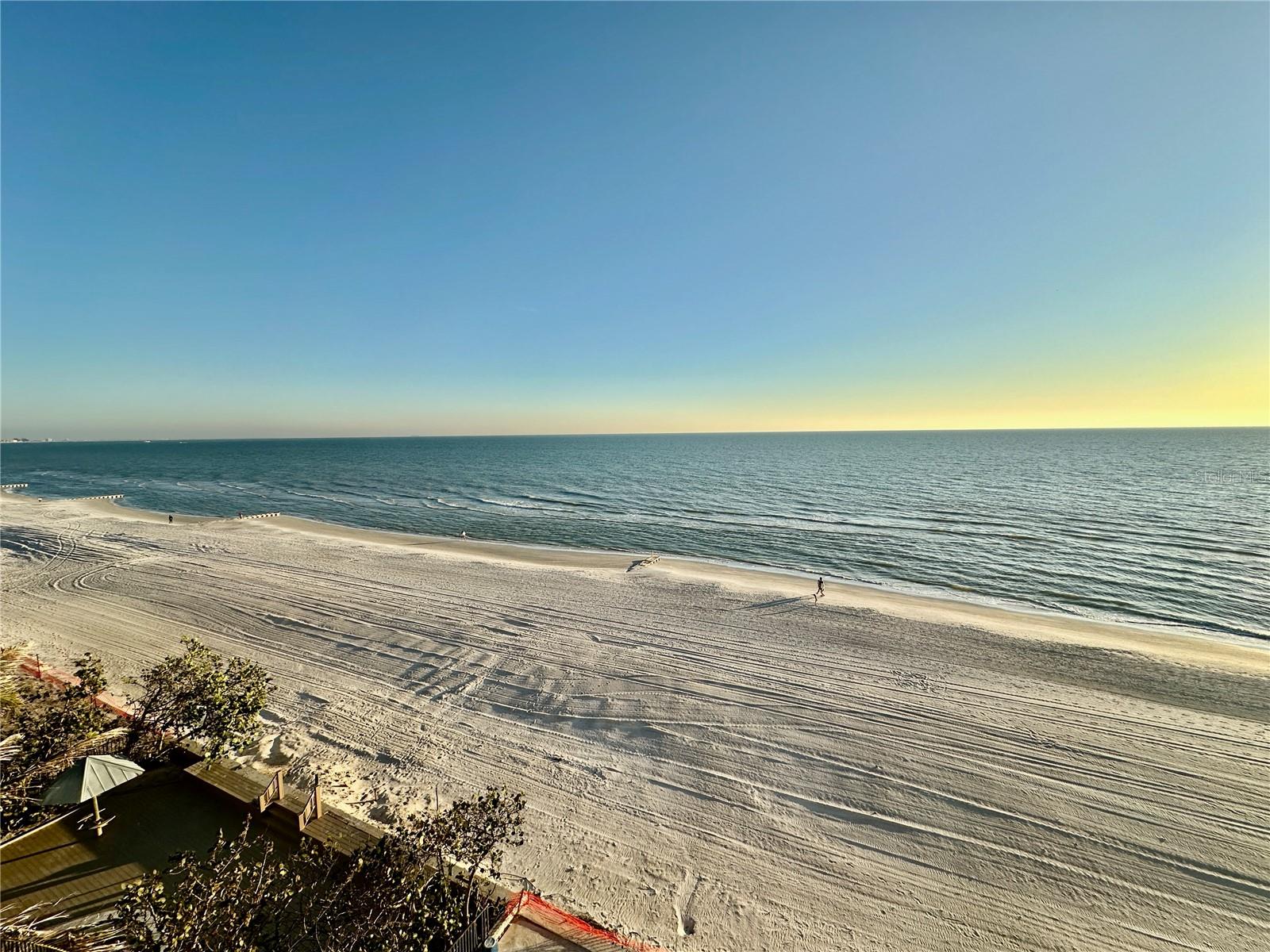 SURFSIDE TOWER CONDO - Residential Lease