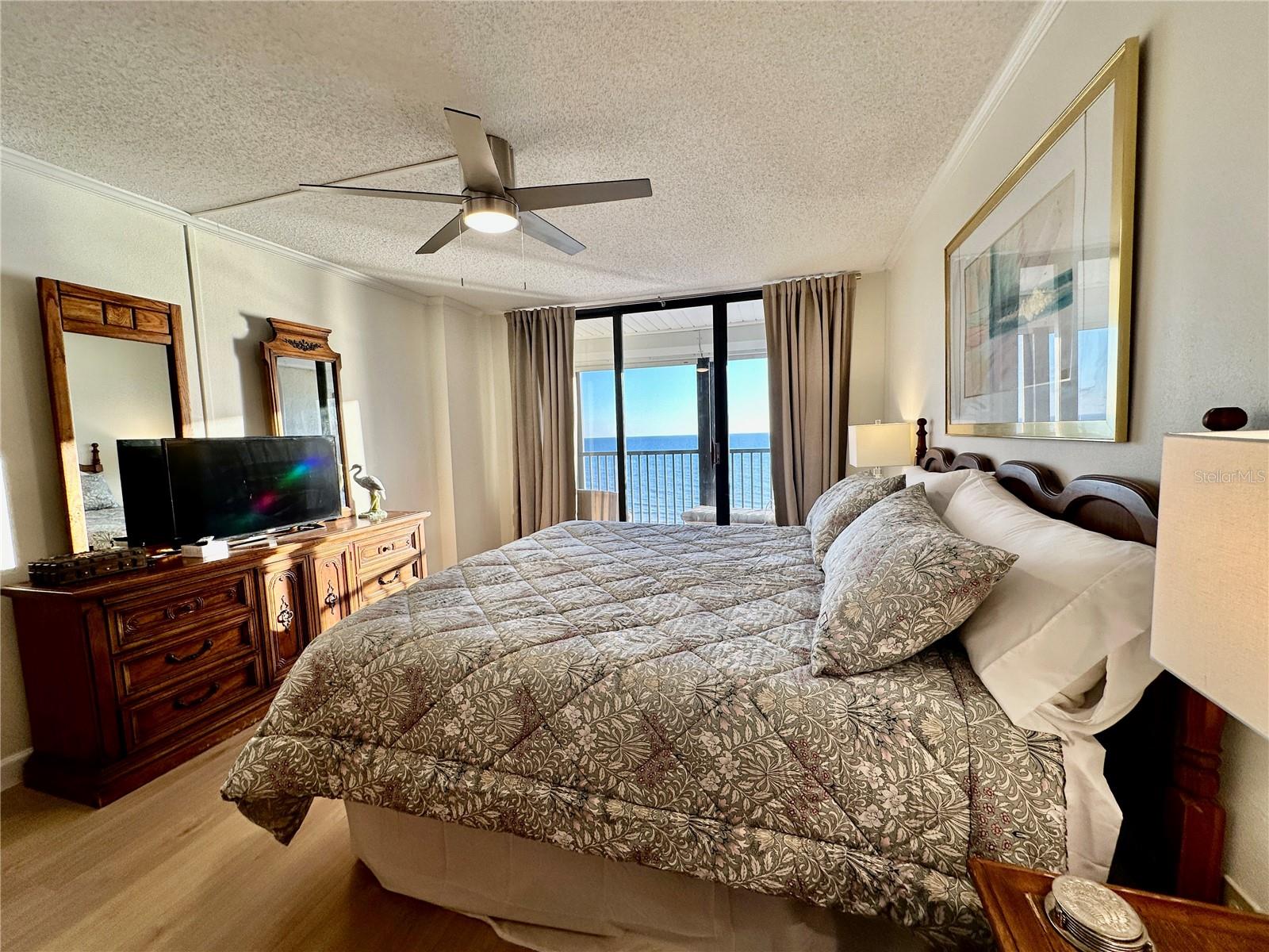 SURFSIDE TOWER CONDO - Residential Lease