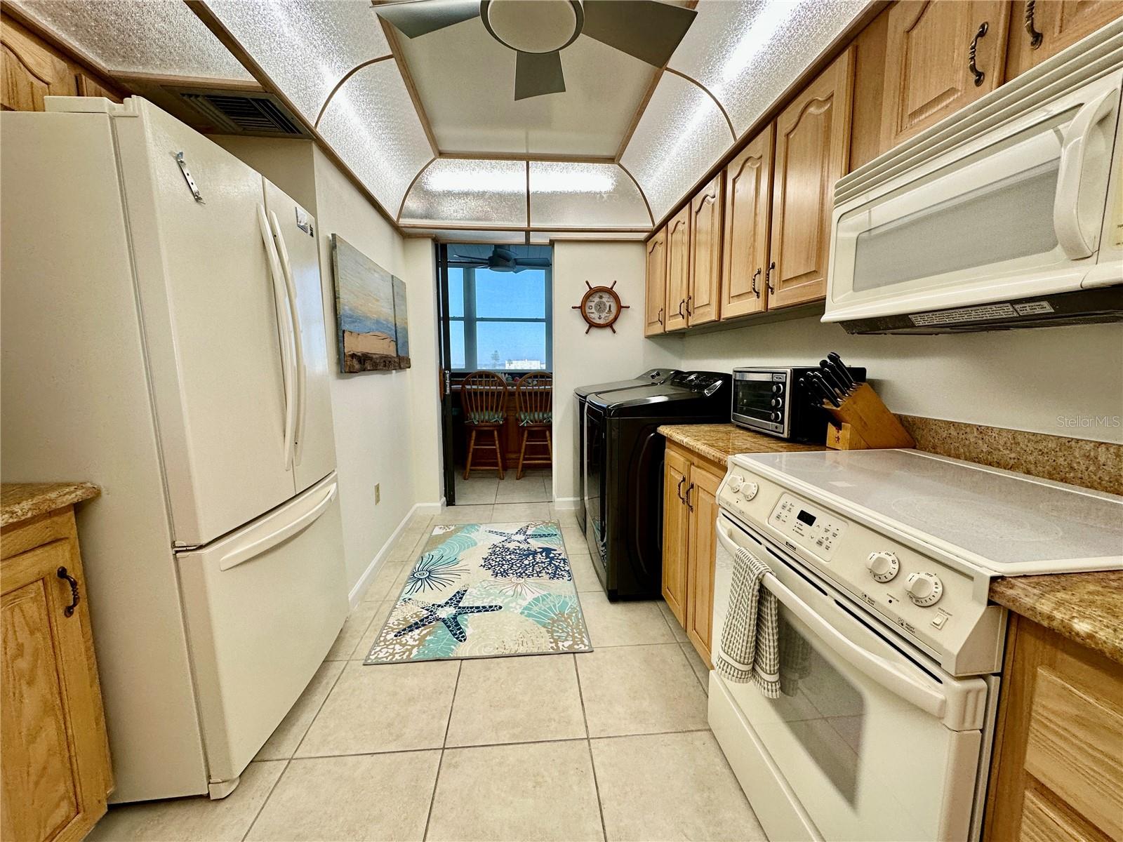 SURFSIDE TOWER CONDO - Residential Lease