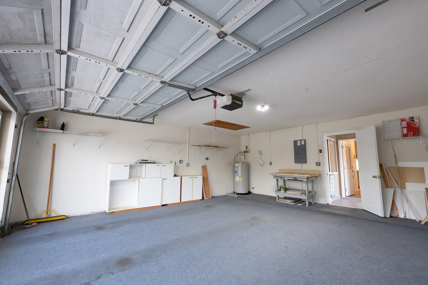 CLUBSIDE VILLAS PH II - Residential