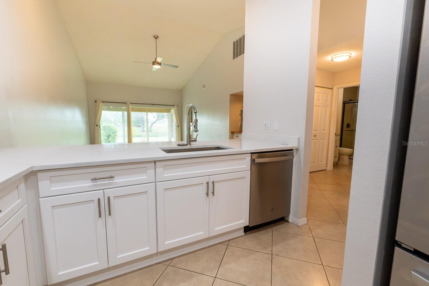 CLUBSIDE VILLAS PH II - Residential