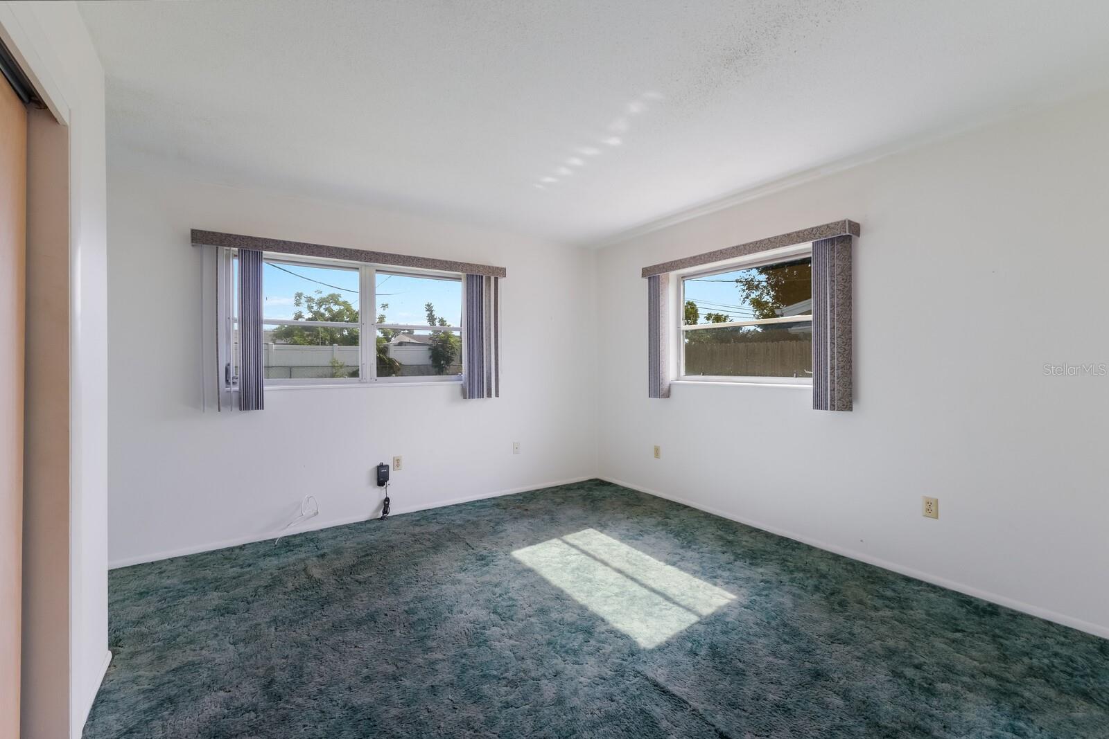 2814 SOUTHERN PARKWAY W