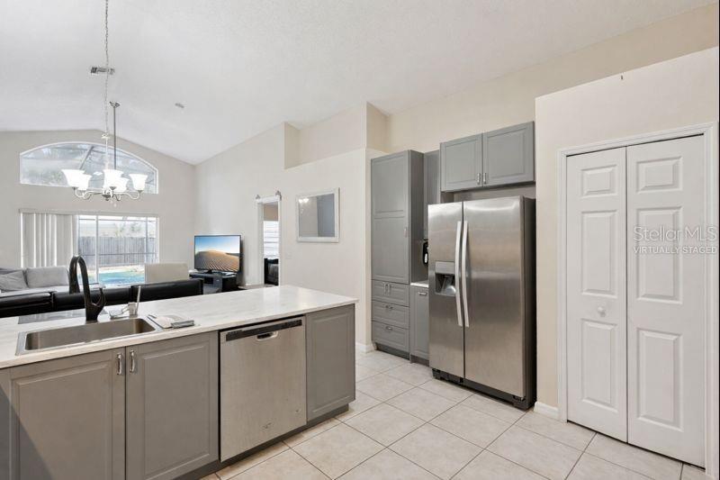 LAKE BERKLEY RESORT PH 2 - Residential