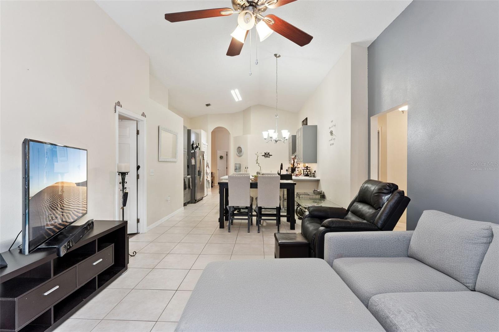 LAKE BERKLEY RESORT PH 2 - Residential