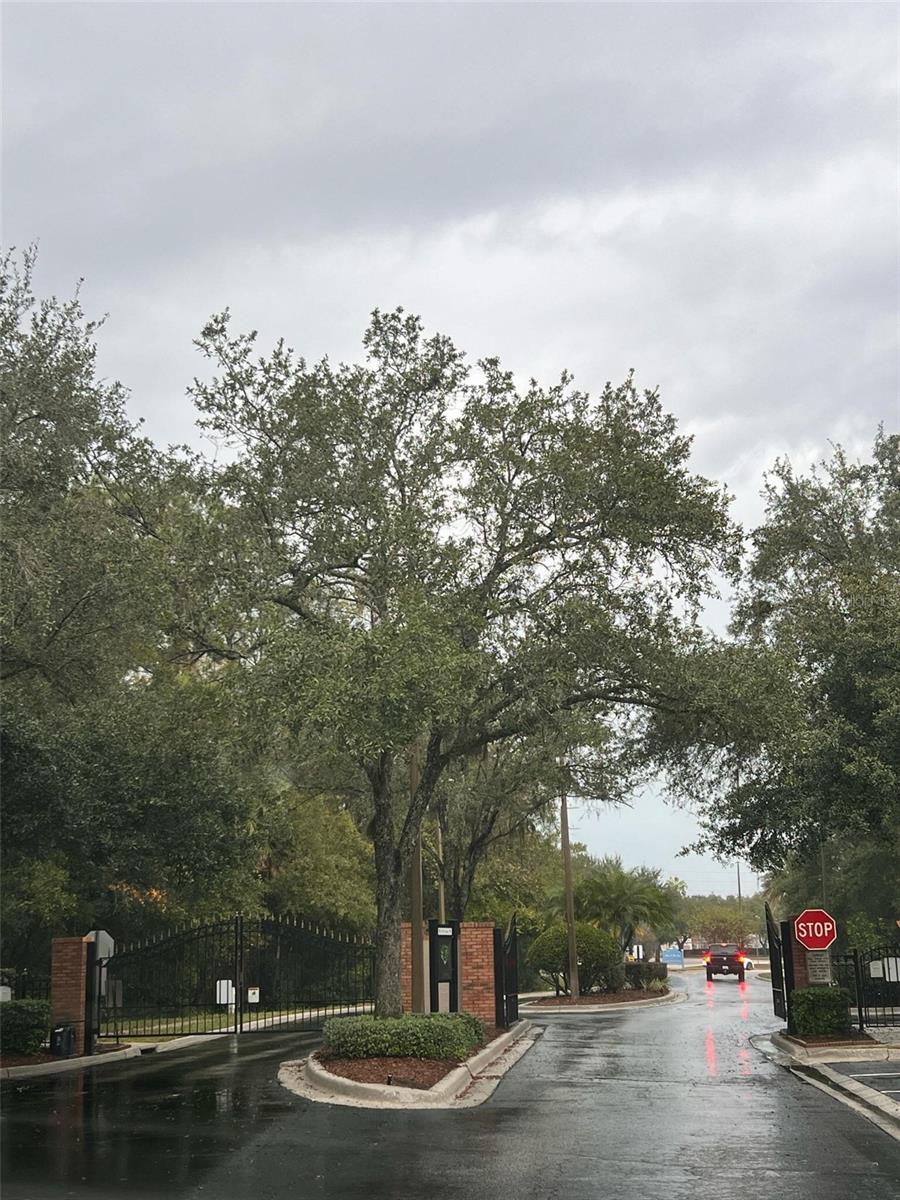 HUNTERS KEY TWNHMS AT NORT - Residential Lease