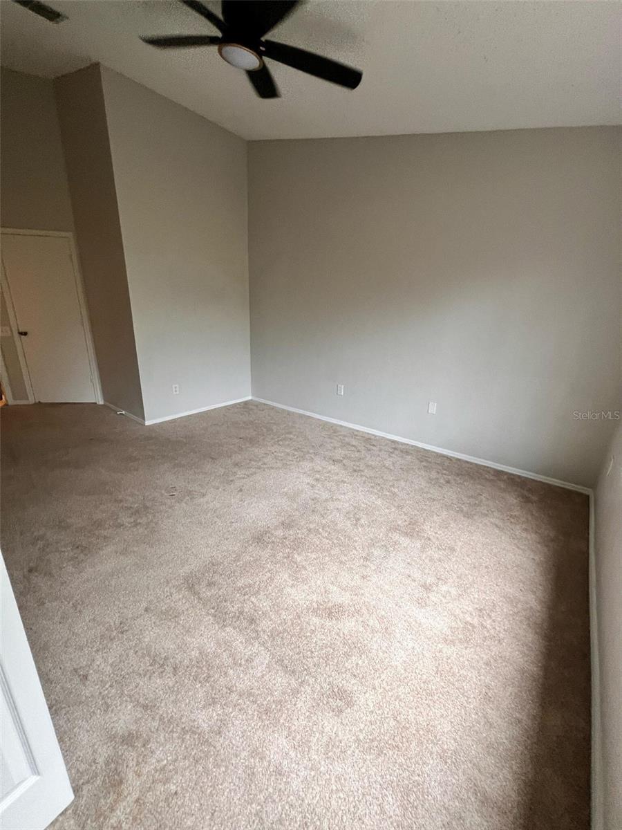 HUNTERS KEY TWNHMS AT NORT - Residential Lease