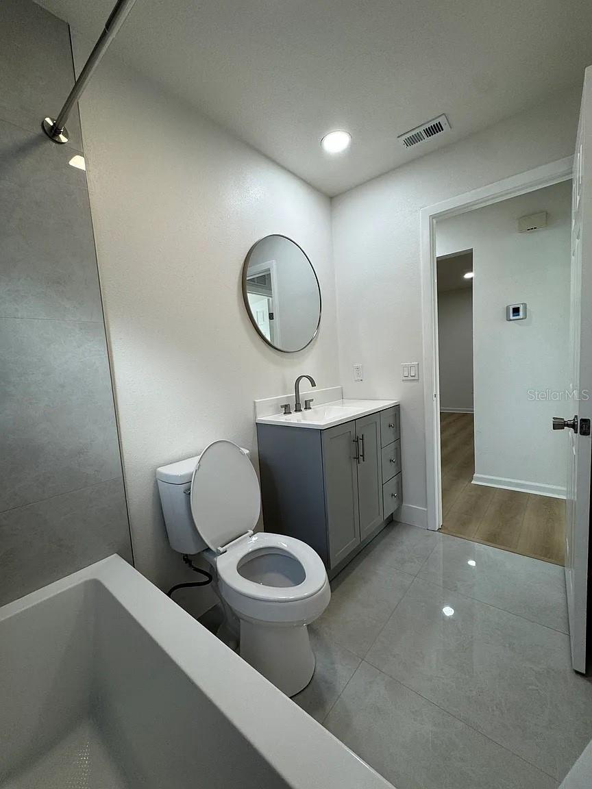 BEACON RUN - - Residential Lease