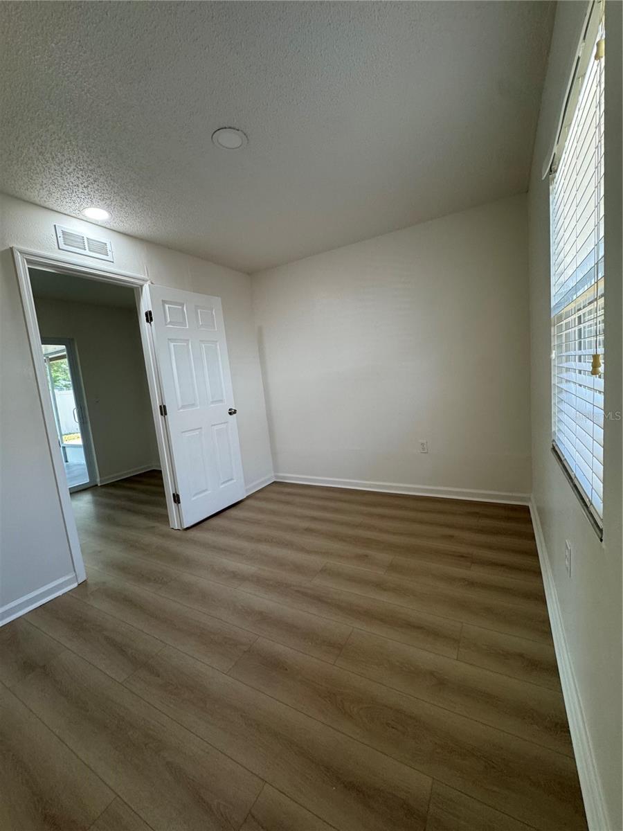 BEACON RUN - - Residential Lease