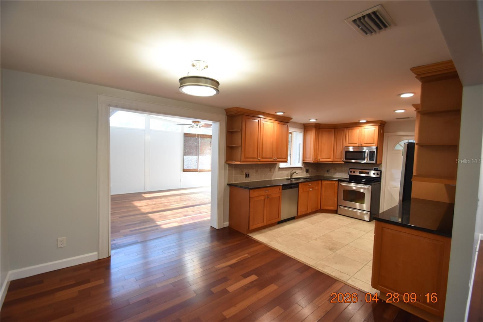SOUTHSIDE - Residential Lease